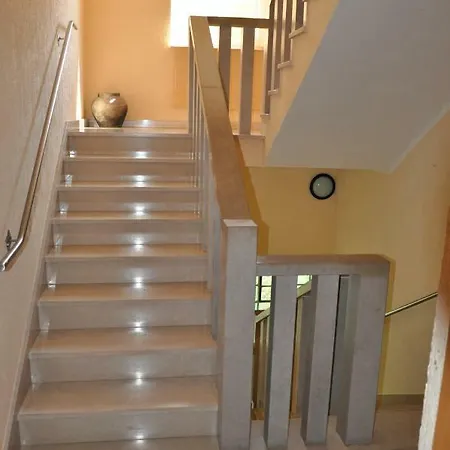 Batinic Apartmani Omis Exterior photo
