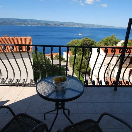 Batinic Apartmani Omis Exterior photo