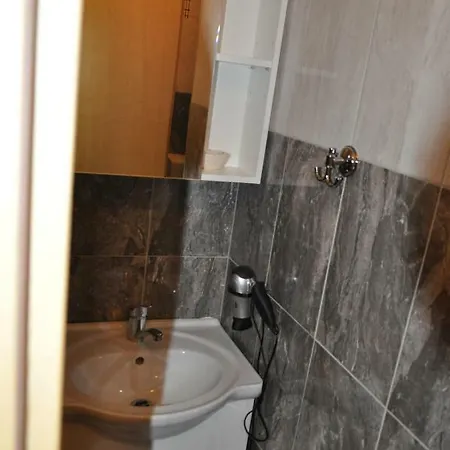 Batinic Apartmani Omis Exterior photo