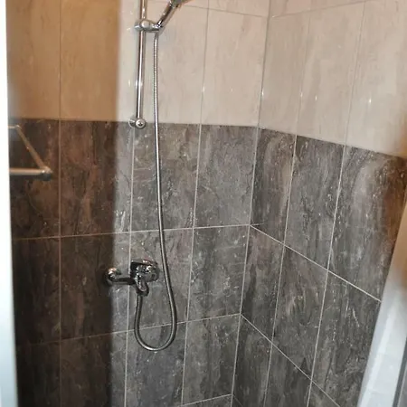 Batinic Apartmani Omis Exterior photo