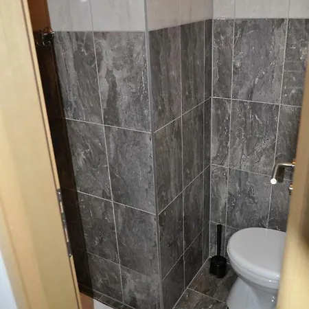 Batinic Apartmani Omis Exterior photo